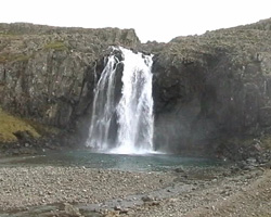 Foss am Fossfj&ouml;rdur